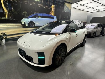 理想i8迟来入局纯电红海，5C超充技术能否助其突围？