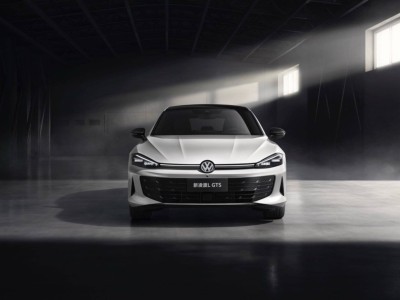 新凌渡L燃情登場，GT精神再續，引領燃油轎跑新風潮