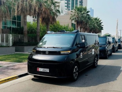 文远知行二季报：Robotaxi业务爆发式增长，全球布局加速