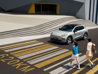 深蓝S05全球超长续航版来袭，15万内SUV新标杆，续航高达620km