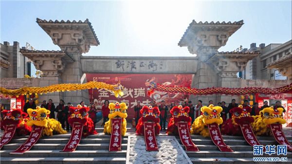 漢口北元宵盛況：龍獅共舞開啟新春消費(fèi)熱潮！
