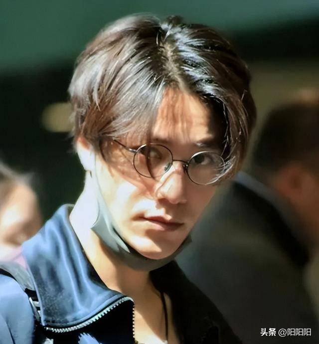 陈坤为儿子撑起一片天