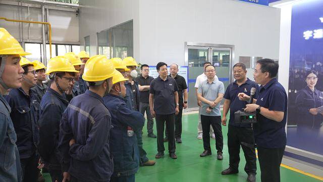 实训中心的工匠们