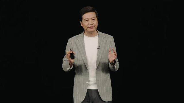 小米YU7全国交付启动
