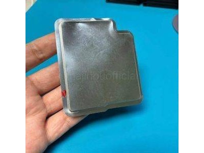 iPhone 17 Pro电池新设计揭秘：L形结构成历史，中美版尺寸各异