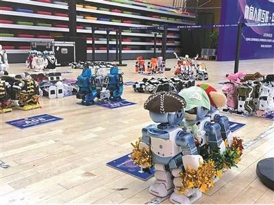 机器人“舞林大会”：大学生团队竞技展现科技与艺术融合