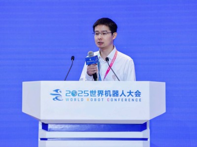 宇树科技王兴兴：人形机器人订单“倒逼”公司转型