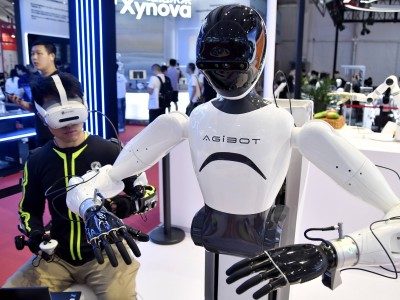 2025世界机器人大会：探索人工智能“大脑”驱动的未来机器人