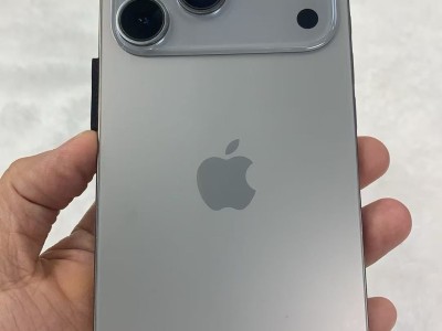 高仿iPhone 17 Pro曝光：内置安卓系统，界面复刻旧版iOS