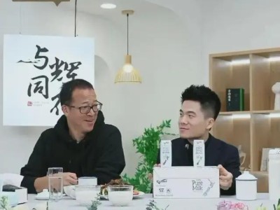 董宇辉单飞东方甄选股价飙升，双方各展新姿，谁成就了谁？