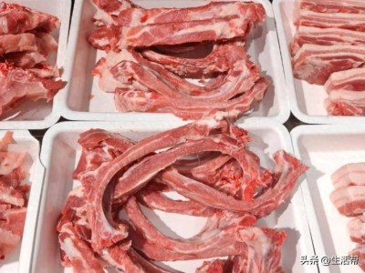 四川小学食堂员工贪腐40万，11人获刑！77斤排骨物归原主