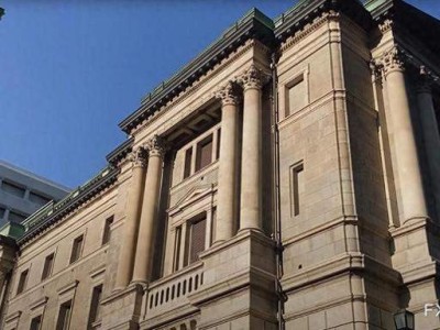 麦当劳大促销：热门套餐降价15%，5元8元特价餐来袭！