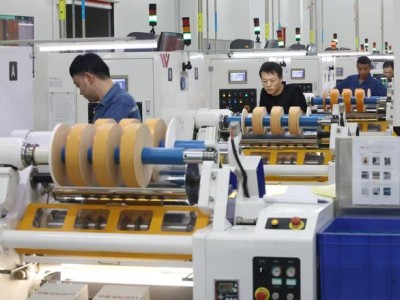“两新”政策成效显著：产业升级消费旺，经济循环更畅通