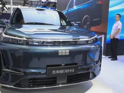 吉利汽车：李书福改革下的销量激增与盈利挑战