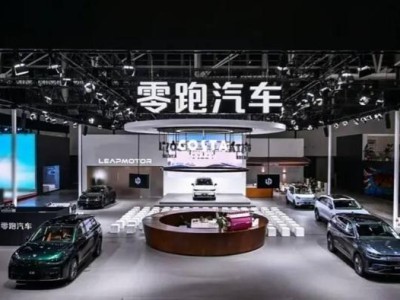 零跑汽车半年度盈利背后的挑战与机遇：朱江明能否持续领航？