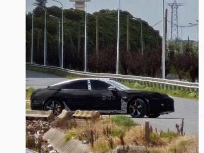 小米長軸距SU7L偽裝車路測曝光，或滿足高端空間需求