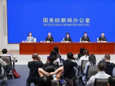 海关重拳出击！183万件侵权LABUBU被拦截，潮玩市场如何辨真伪？