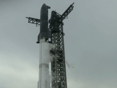 SpaceX“星舰”第十次试飞成功，迈向月球火星任务坚实一步