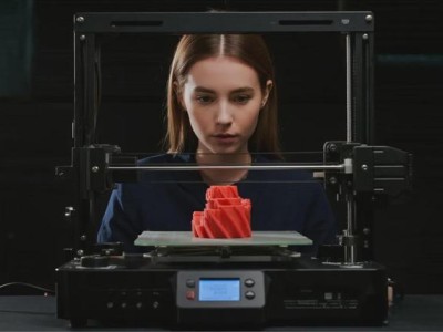 3D打印巨头创想三维：四位80后创业者的港股IPO征程