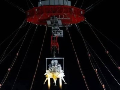 中国载人登月加速：嫦娥任务奠定技术基础，长征十号助力冲刺