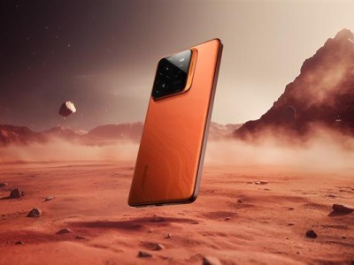 真我GT8 Pro提前现身地铁，王伟幽默回应：以后改开车上班