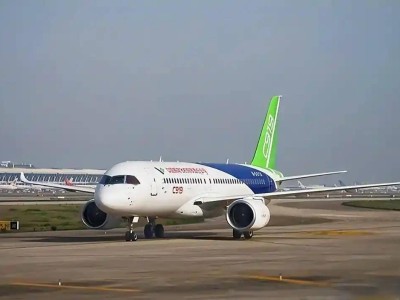 翱翔蓝天，C919书写中国大飞机梦圆新篇章！