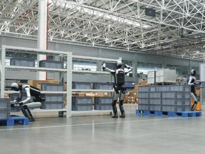 优必选人形机器人Walker S2获2.5亿大单，刷新全球订单纪录