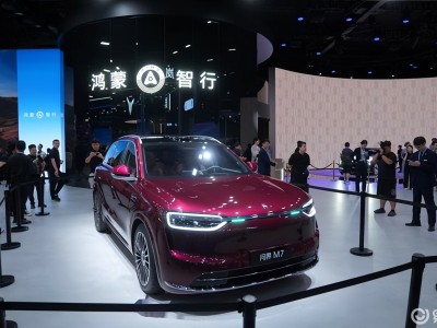 {全新问界M7预售28.8万起，配置升级动力强，能否成家庭新能源SUV新宠？
