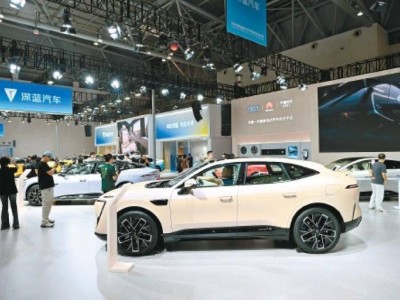 智博会见闻：AI大模型赋能、安全技术升级、生态共创推动汽车产业新“进化”