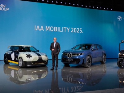 新世代BMW iX3全维度进化：跨代技术融合，中国专属版年内亮相引期待
