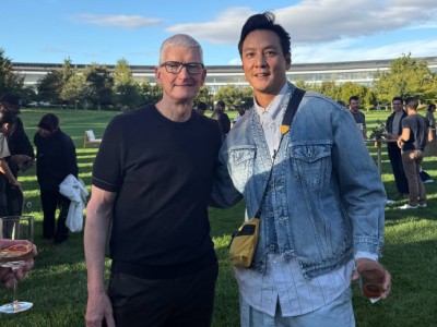 吴彦祖亮相苹果新品发布会，与库克同框互动共话创意新期待