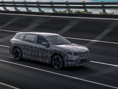 国产新世代BMW iX3“自虐式”测试：极端环境锤炼稳定高效，安全守护智能驾趣