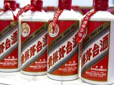 贵州茅台回应飞天价格跌破1800元：秉持长期主义，愿与股东探讨拆股话题