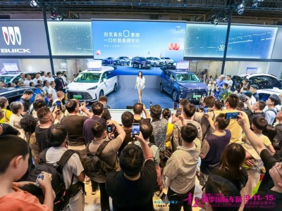 2025青岛秋季国际车展进行时！新车亮相网红助阵，智慧车生活等你来探
