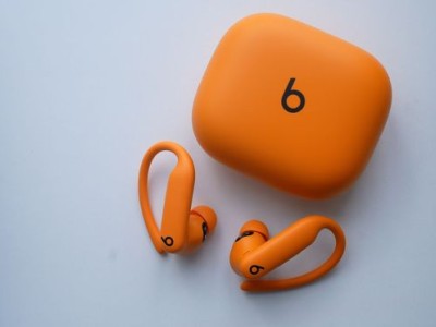 Powerbeats Pro 2 推 8A353 固件：接入 Fitness 应用，心率监测等新功能上线