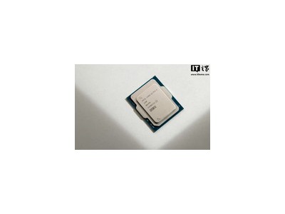 千元处理器怎么选？酷睿Ultra 5 230F游戏生产力双优，能效碾压锐龙9500F
