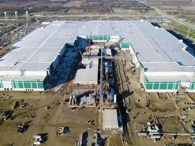 松下无阳极电池技术2027年量产，或为特斯拉等电动车续航与市场格局带来新变局
