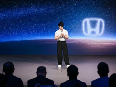 智驾合一新标杆！CR-V全球30年荣耀款焕新登场，舒适安全再升级