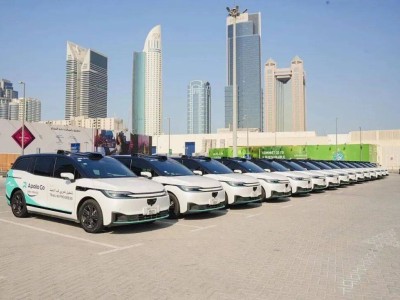 百度AI加速出海：萝卜快跑领航，智能云与大模型共拓全球新版图