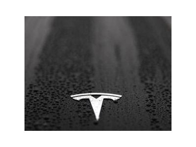 特斯拉9秒视频预告10月7日有大动作，Roadster或Model Y谁将登场？