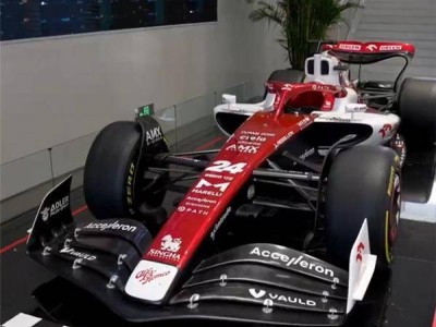 小米首届员工车展火热开启：F1战车、经典AE86与自制改装车齐聚