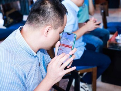 国际盲人节：萝卜快跑科技赋能 助视障者跨越出行壁垒享自由