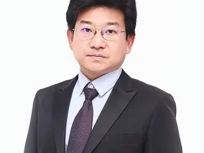 ​北汽福田张志强：AI大模型引领汽车安全变革，从辅助到卫士守护移动终端​
