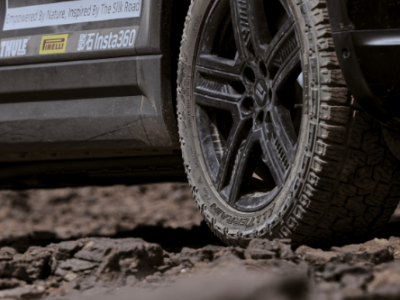 倍耐力Scorpion轮胎护航极石25000公里环游,全地形实力获验证,共启出行新篇