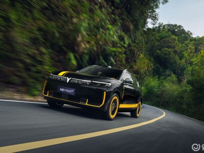 岚图FREE+运动定制版27.99万登场,性能智能双升级开启运动SUV新体验