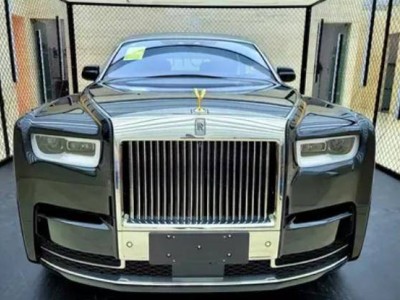 百年汽车格栅进化路:从散热“刚需”到装饰“符号”的华丽转身