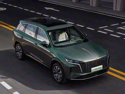 红旗HS6 PHEV盲订启幕，大五座插混SUV以全能实力开启出行新体验