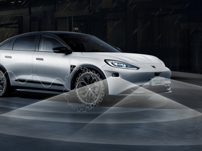 极狐阿尔法S6：3激光雷达+华为ADS3.3，20万内智驾安全与流畅体验双升级