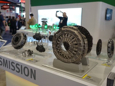 国际汽配及改装展：拉斯维加斯现场汇聚汽车智能化与新能源转型新成果