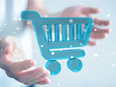 刘嘉玲半年两度发声护夫肖像权，明星肖像遭滥用，平台审核机制何时硬起来